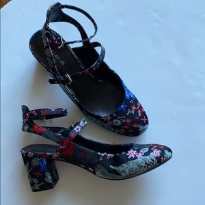 Indigo rd. Floral Ankle Strap Heels